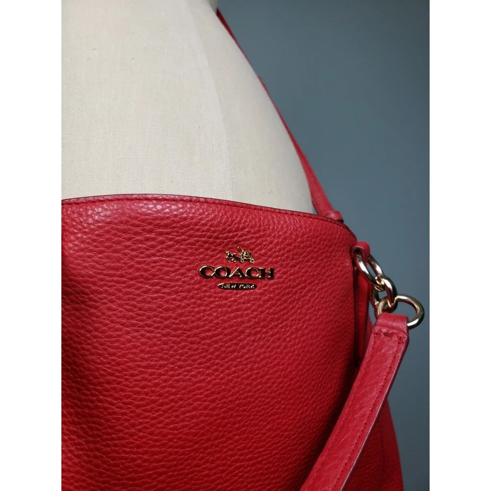 Coach kelsey crossbody